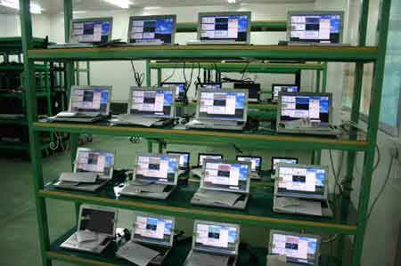 夏新聯(lián)手全美達，首款自主研發(fā)筆記本V3震撼下線，開啟自主創(chuàng)新新篇章