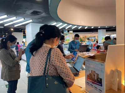 深圳消費電子和家電補貼啟動首日 市民熱情高漲，商家競相發(fā)力，電子產(chǎn)品銷售迎來熱潮